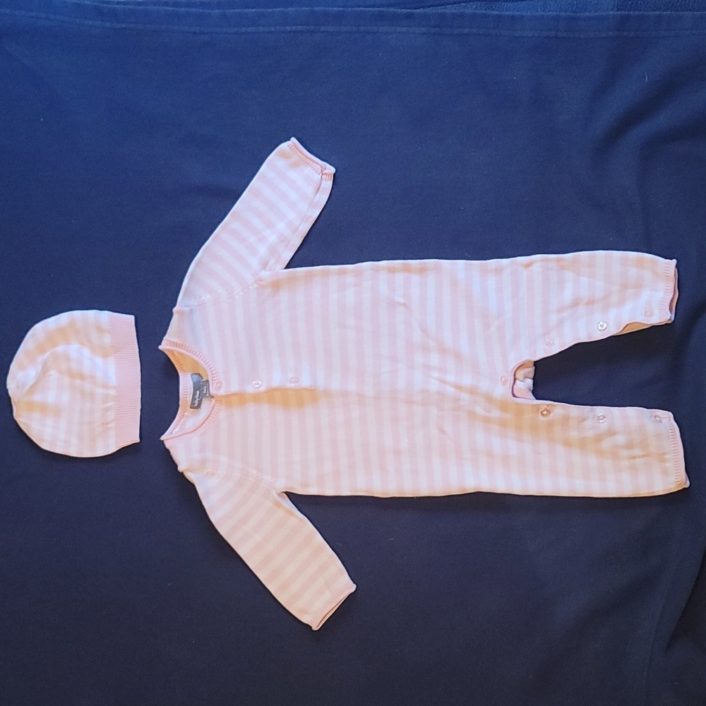 Baby gap sweater onesie with hat